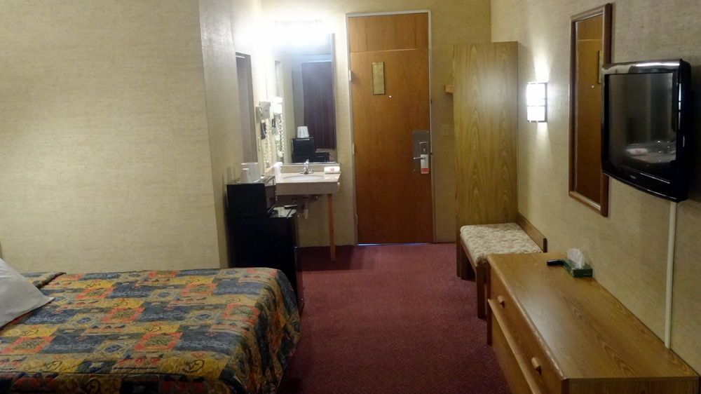 Red Carpet Inn Syracuse Airport North Syracuse Esterno foto