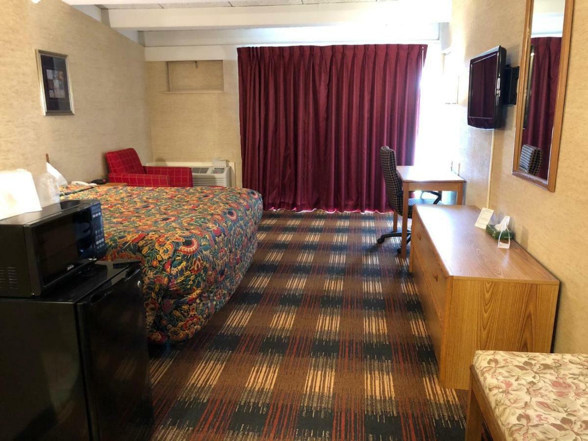 Red Carpet Inn Syracuse Airport North Syracuse Esterno foto
