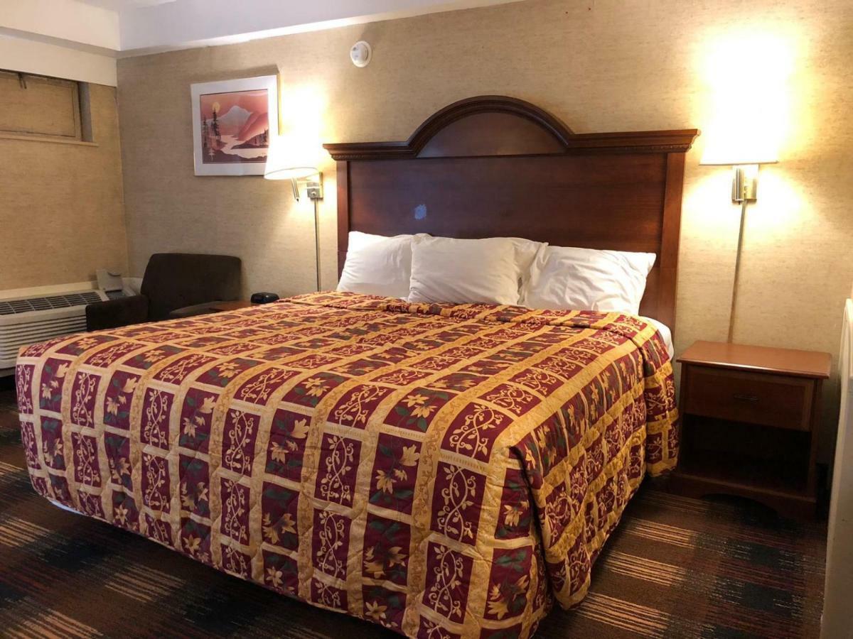 Red Carpet Inn Syracuse Airport North Syracuse Esterno foto