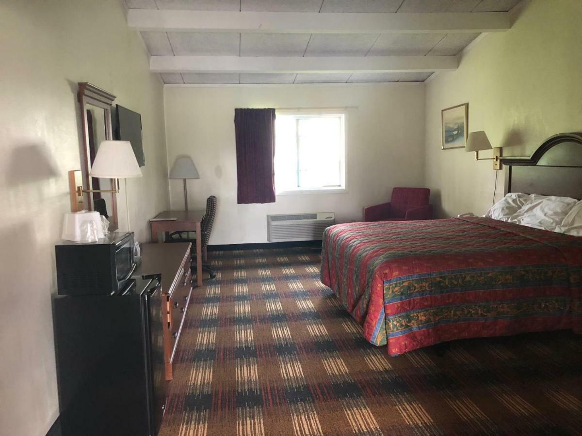 Red Carpet Inn Syracuse Airport North Syracuse Esterno foto